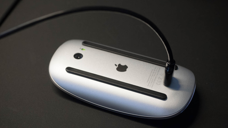 Illustration for article titled Apple's New Magic Keyboard and Mouse Make Typing Fun Again